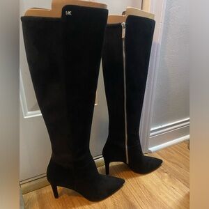 Black Women’s Michael Kors Dorothy Flex Boot Suede 7.5